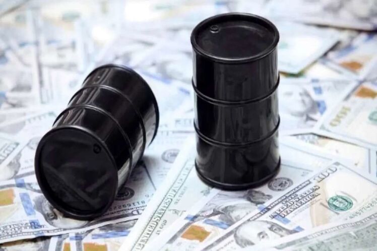 جایگاه نفت در بودجه ۱۴۰۳ / طلای سیاه ایران یورویی می‌شود 