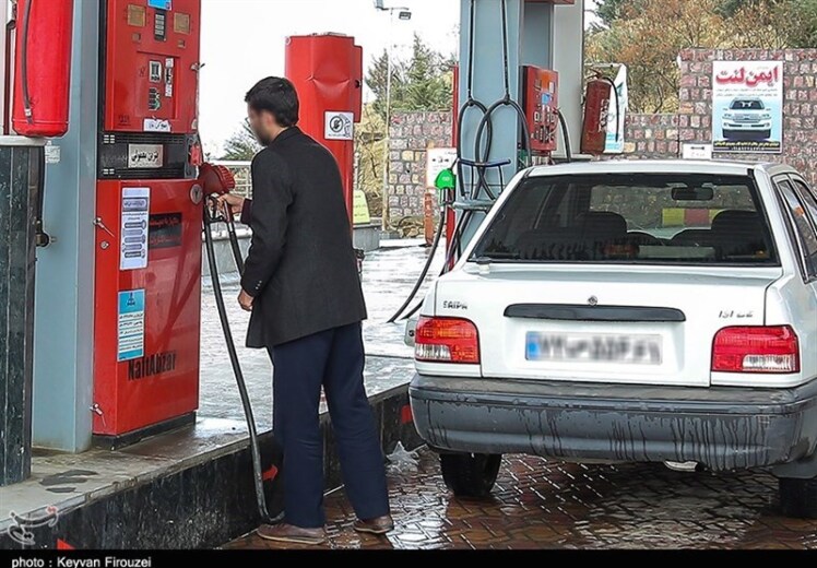 شایعه کمبود یا تصمیم گرانی بنزین تکذیب شد 