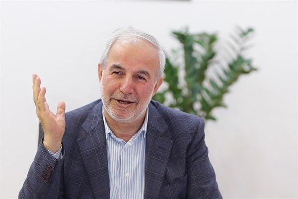 نماینده مجلس: اگر دولت ارز ٢٨۵٠٠ تومانی را حذف کند، قطعا قیمت کالاهابه شدت افزایش می‌یابد